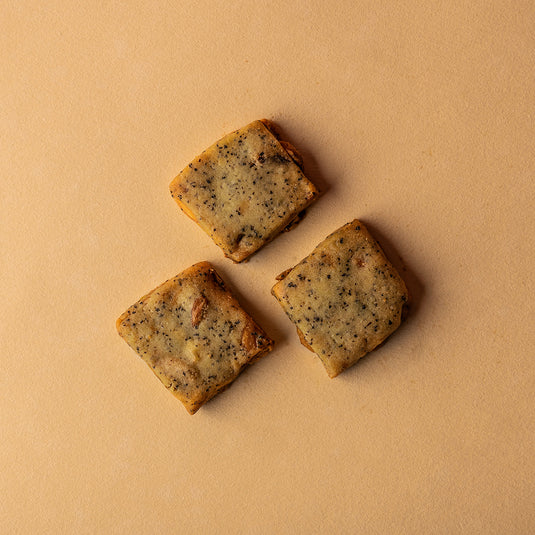 Earl Grey Pistachio Shorties