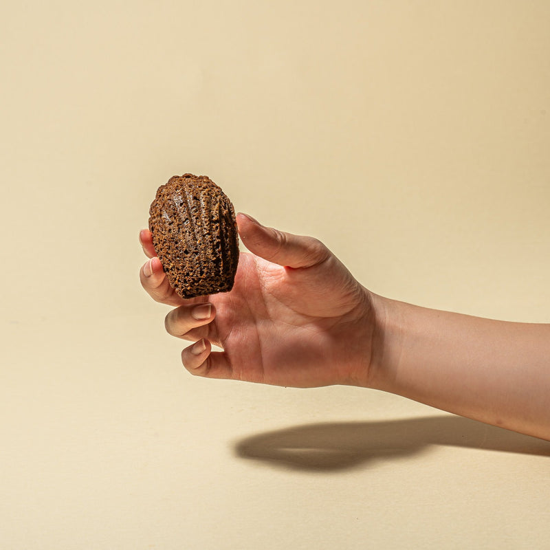 Load image into Gallery viewer, Earl Grey Madeleines 30 Pieces
